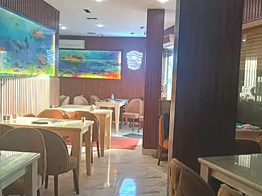 عقارات للإيجار في شارع النادي، مدينة دمنهور، 100 متر