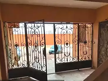 عقارات للبيع في الحي الثاني عشر، العاشر من رمضان، 150 متر