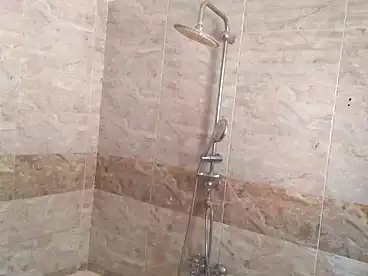 شقق للإيجار في اللبيني، فيصل، 160 متر