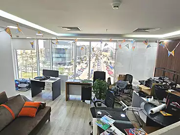 مكاتب للإيجار في شارع التسعين الشمالي، شارع التسعين، 147 متر