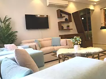 For sale in Street 1, First Neighborhood, 250 sqm