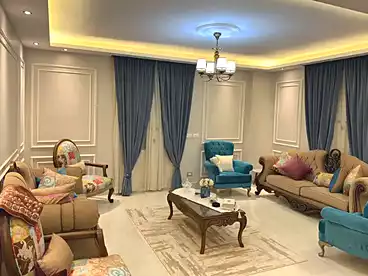 شقق للبيع في شارع سلمان الفارسي، الحي الأول، 207 متر