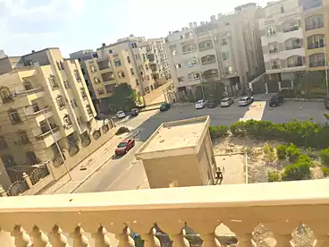 Apartments For rent in Southern 90th St., 90th Street, 90 sqm