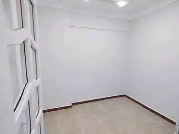شقق للبيع في الفلكي، السيوف، 100 متر
