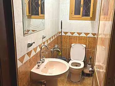 Apartments For sale in Abd El Rahman Pasha St., Helwan El Sharkeya, 200 sqm