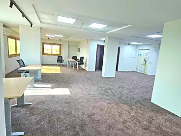 Administrative For rent in Al Mashtal St., Corniche El Maadi St., 400 sqm