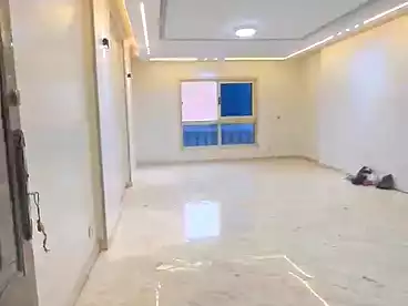 شقق للبيع في اللبيني، فيصل، 185 متر