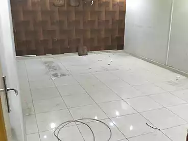 تجاري للإيجار في شارع شريف، حلوان، 90 متر