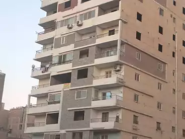 Apartments For sale in El-Khashab Canal, Hadayek Helwan, 170 sqm