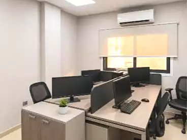 عقارات للإيجار في كارفور، المعراج العلوي، 2000 متر