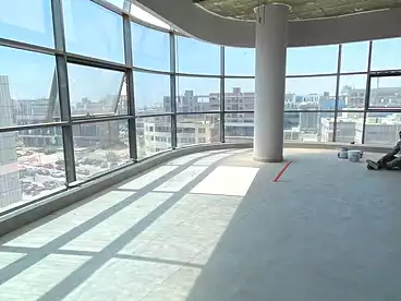 Administrative For rent in Southern 90th St., 90th Street, 104 sqm