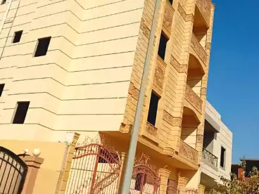 Building For sale in Neighborhood 4, Hai El Banafsg - Sixth Neighborhood, 209 sqm