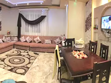 شقق للبيع في كورنيش الوراق، الوراق، 90 متر