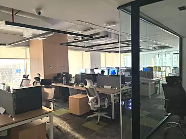 For rent in Northern 90th St., 90th Street, 200 sqm