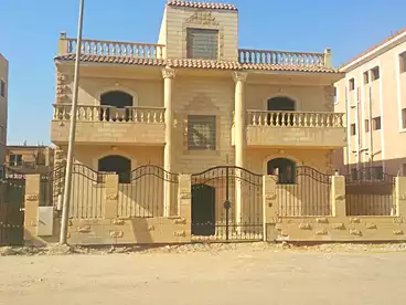 للبيع في كمبوند الياسمين - مجموعة الريان، كمبوند بالشيخ زايد، 700 متر