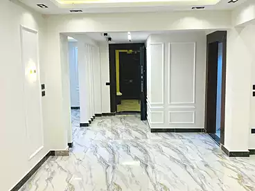 سكني للبيع في شارع الحجاز، المهندسين، 250 متر