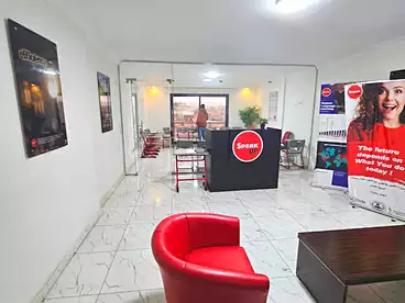 إداري للإيجار في دائري المعادي، المعادي، 300 متر