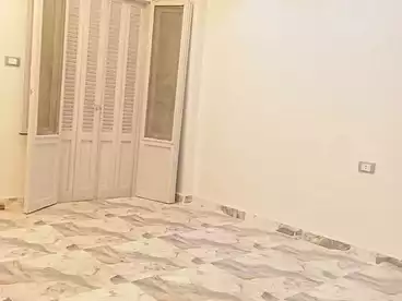 شقق للبيع في شارع عين شمس، البيطاش، 100 متر
