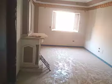 للبيع في شارع الفريد، عزبة النخل، 130 متر