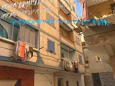 عمارات للبيع في البيطاش، العجمي، 190 متر