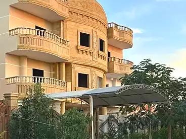 Roof For sale in Hai El Ashgar - Featured Neighborhood, Badr City, 310 sqm