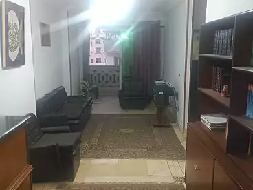 شقق للبيع في شارع جمال عبد الناصر، فيكتوريا، 100 متر