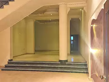 Duplex For rent in Northern 90th St., 90th Street, 500 sqm
