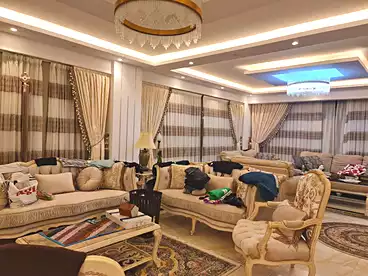 عقارات للبيع في مدينتي - بي 8، المنطقه الثامنه عمارات، 295 متر