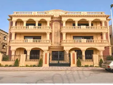 Apartments For sale in El Sheikh Mostafa Ismael St., South Academy (O), 200 sqm