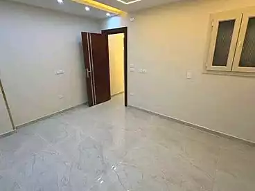 شقق للبيع في شارع الملك فيصل، المريوطية، 150 متر