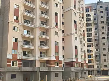 Apartments For sale in First Avenue Compound - The First, Compounds in Sawary, 148 sqm