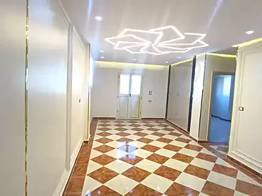 Apartments For sale in Radwan St., El Hanouvel, 135 sqm