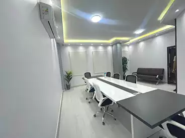 For rent in Northern 90th St., 90th Street, 200 sqm