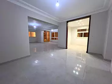 For rent in Morabaa El Wozaraa, Sheraton, 300 sqm