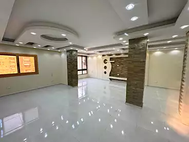 For rent in Abd El Hameed Badawi St., Sheraton, 700 sqm