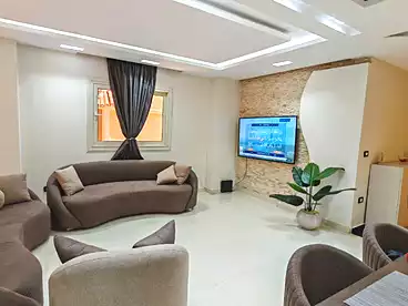 Apartments For rent in El Merag El Sofli, Zahraa El Maadi, 175 sqm