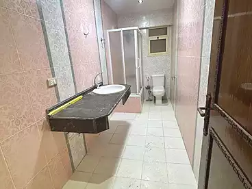 شقق للبيع في شارع خليل حماده، سيدي بشر بحري، 170 متر