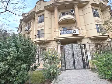 Apartments For sale in Taha Hussein St., South Academy (B), 185 sqm