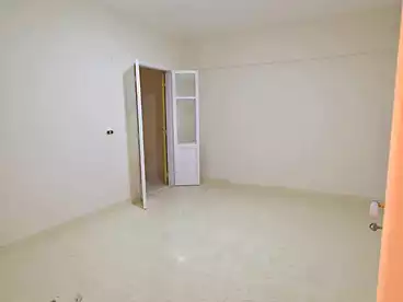 Apartments For sale in Gamal Abdel Nasser St., El Asafra, 90 sqm
