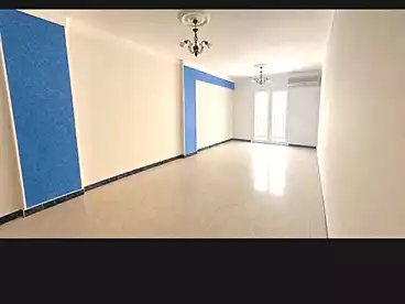 Apartments For sale in El-Zobeir Ibn El-Awam St., Miami, 160 sqm