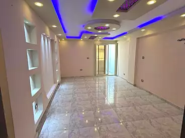 شقق للبيع في الفلكي، السيوف، 100 متر
