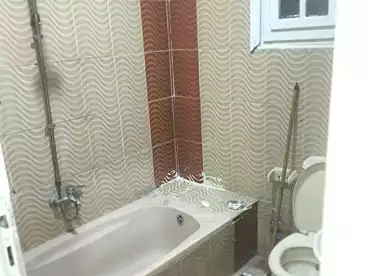Apartments For sale in Khaled Ibn El Waleed St., Miami, 120 sqm