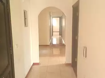 عقارات للإيجار في شارع محمد صبري ابو علم، النرجس عمارات، 220 متر