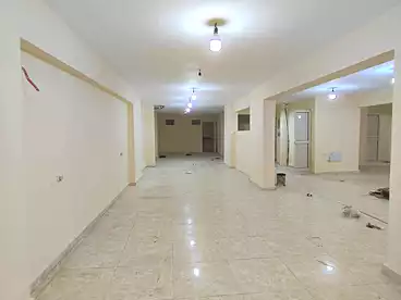 مول للإيجار في شارع 15، النزهة 2، 400 متر