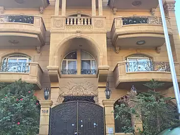 Properties For sale in Street 1, First Neighborhood, 210 sqm