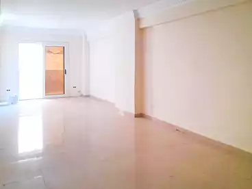 Apartments For sale in Port Said St., Sporting, 170 sqm