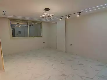 شقق للبيع في اللبيني، فيصل، 150 متر
