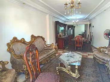 Apartments For sale in Mahmoud El-Isawy St., Miami, 165 sqm