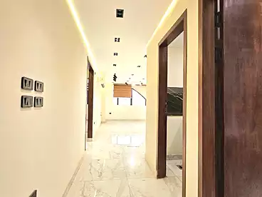 إداري للإيجار في شارع كارفور الرئيسي، زهراء المعادي، 140 متر