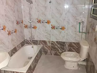 Apartments For sale in El Maraghi St., Helwan El Sharkeya, 215 sqm